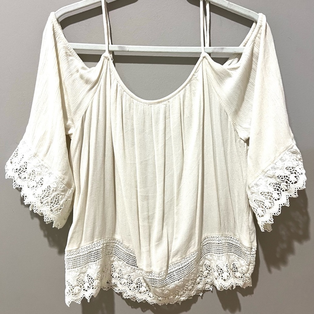 American Eagle Outfitters Cream Off-Shoulder Lace Trim Blouse